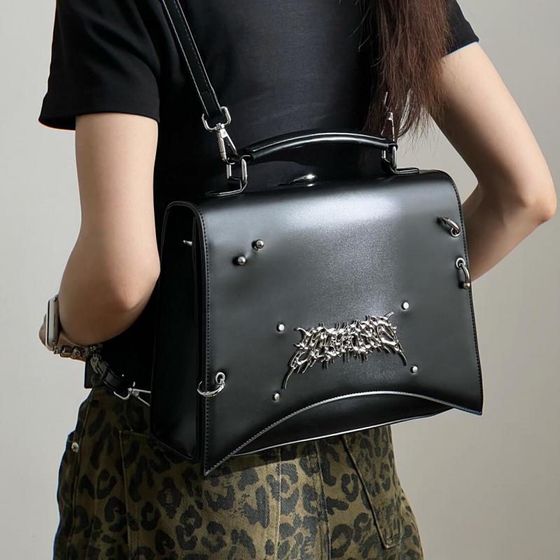 Interior Design High End - Mochila con remaches de alta gama