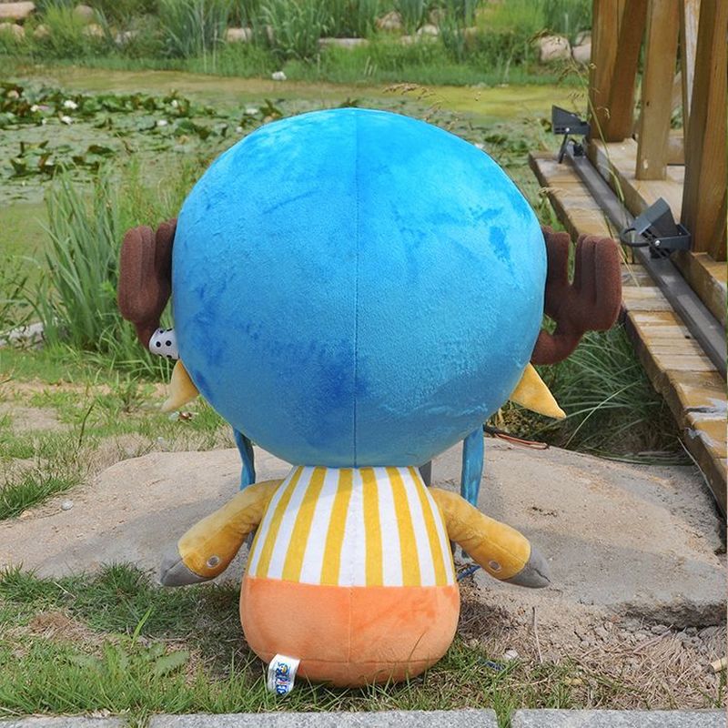 Muñeco de Peluche de Tony Tony - Throw Pillow reseña y precio